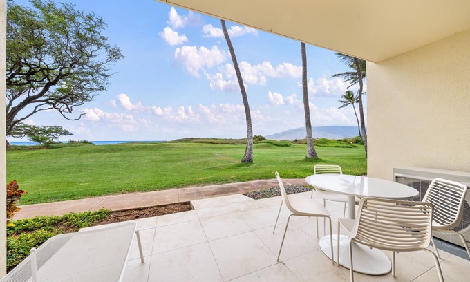 Kihei Condo | Waiohuli Beach Hale #D-126 Deluxe Oceanfront, Best Location in Complex!