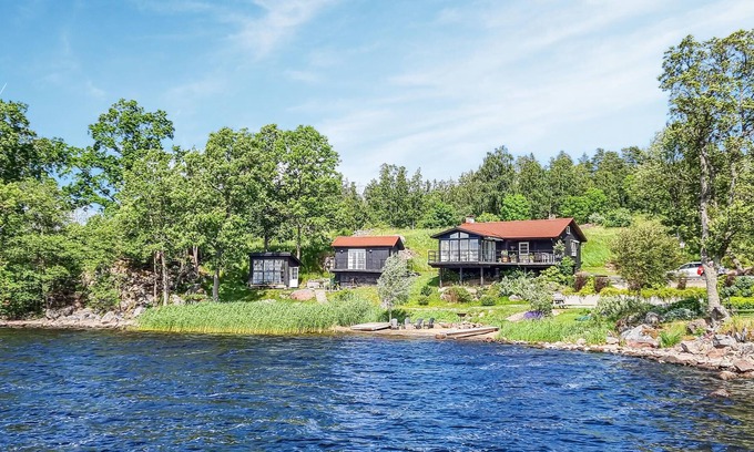 Lekeryd House | Wake up on vacation with a fantastic view? This is the right vacation home for that.