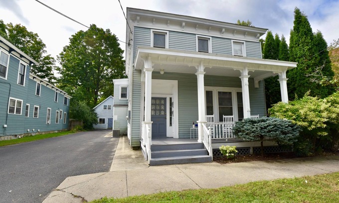 Saratoga Springs Apartment | Walk Everywhere! Location Between Broadway and Racetrack