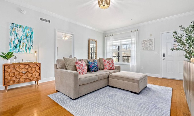 Auburn Apartment | Walk to Arena and Downtown Auburn