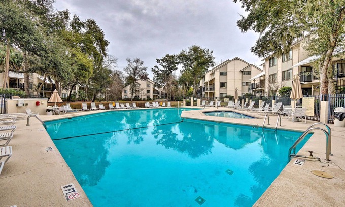 Hilton Head Island Condo | Walk to Beach: Hilton Head Island Tennis Retreat!