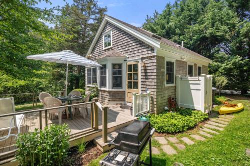 East Orleans House | Walk to Beach Close to Town