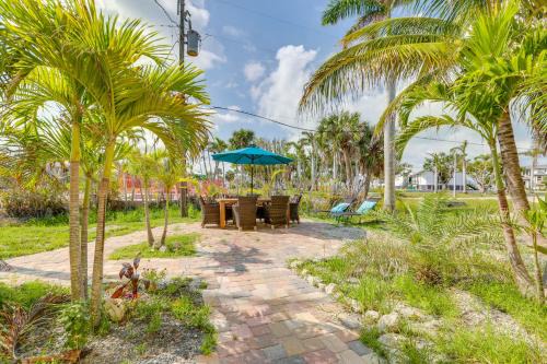 Mid Island Apartment | Walk to Beach Family Retreat in Fort Myers Beach!