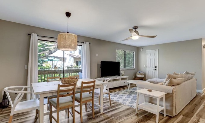 Fernandina Beach Apartment | Walk to Beach-Forest Ridge 2883-Pool,Tennis,Pickleball,Playground-Nestled Amongst the Oaks