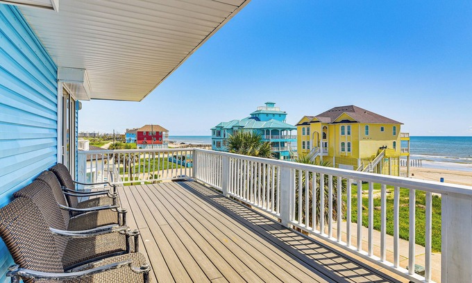 Hershey Beach House | Walk to Beach: Home w/2 Decks in Galveston!