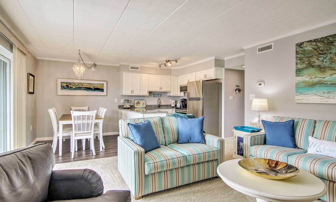 Midtown Ocean City Condo | Walk to Beach: Modern Ocean City Condo