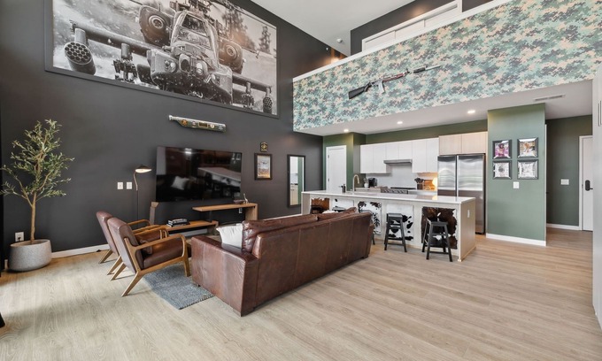 Sobro Condo | Walk to Broadway, Pool, Gym, Parking at The Man Cave/Cowboys & Playboys in Downtown Nashville