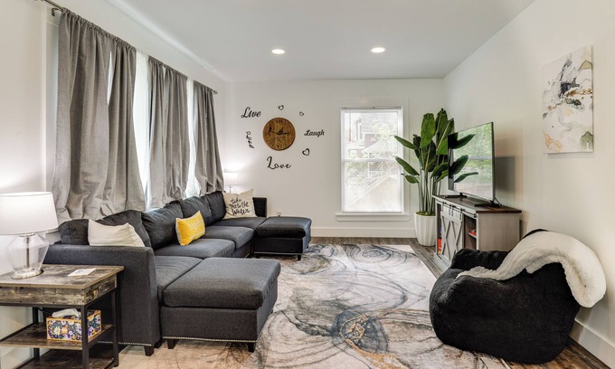 Geneva House | Walk to Downtown & Seneca Lake: Updated Retreat!