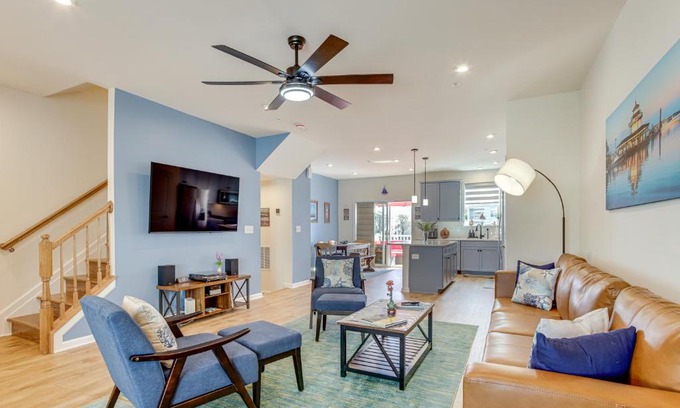 Cambridge House | Walk to Dtwn Waterfront Eastern Shore Townhome!