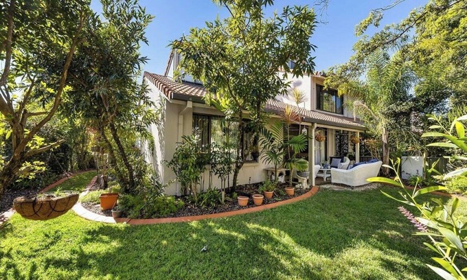 Noosa Heads House | Walk to Hastings St & Gympie Tce - Prime Location