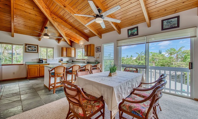 Kahaluu Bay House | Walk to Magic Sands Large Home w/Private Pool, Hot Tub, Terrace & 2 W/Ds