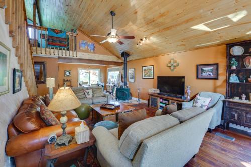 Red River House | Walk to Main St Mountain Creek Home with GAMEROOM