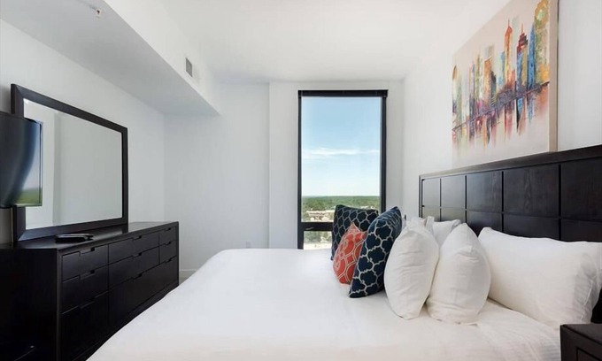 Reston Apartment | Walk to Metro | 1BR nr Dulles Airport & RTC | Fairfax