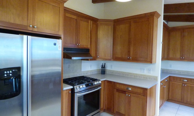 Corvallis House | WALK to OSU: Charming single-level mid-century ranch in Corvallis