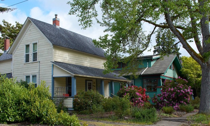 Corvallis House | Walk to OSU & Downtown