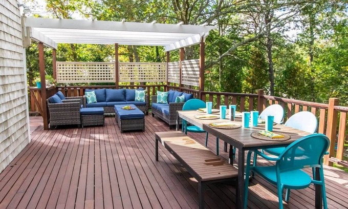 Brewster House | Walk to Pond, Amazing Backyard!