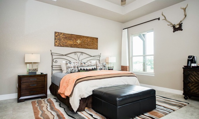 Spring Branch House | Walk to Remi's Ridge & Hayes Hollow! Century Oak Casita - Near Canyon Lake