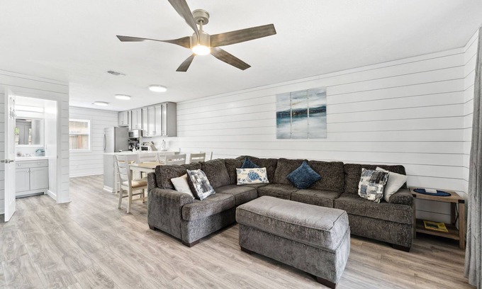Bahama Beach Condo | Walk To The Beach, Restaurants & Shipwreck Waterpark - 2.5 Miles From Pier Park