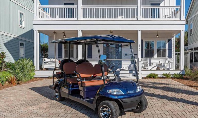 Magnolia Dune House | Walk to the Beach ~ Seat Golf Cart ~ Private Communal Pool