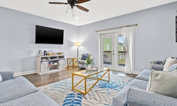 Biltmore Beach House | Walk to the Beach, Beautiful Remodel, Private Hot Tub