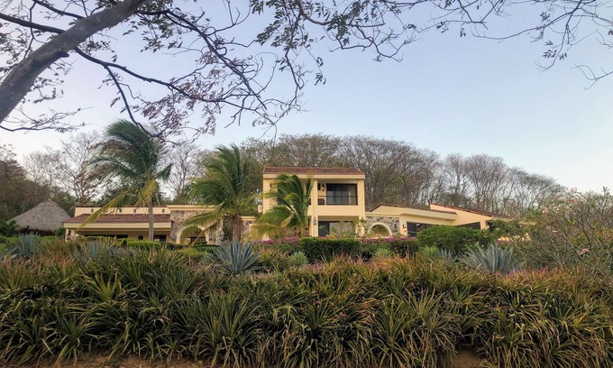 Rancho Santana House | Walk to the Beach in Rancho Santana