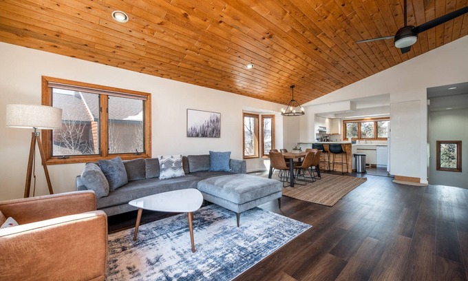 Steamboat Springs House | Walk to Town/Near Bus Spacious TH w/Mtn Views in Quiet Neighborhood-Garage-Grill-Deck-W/D-DogsOK