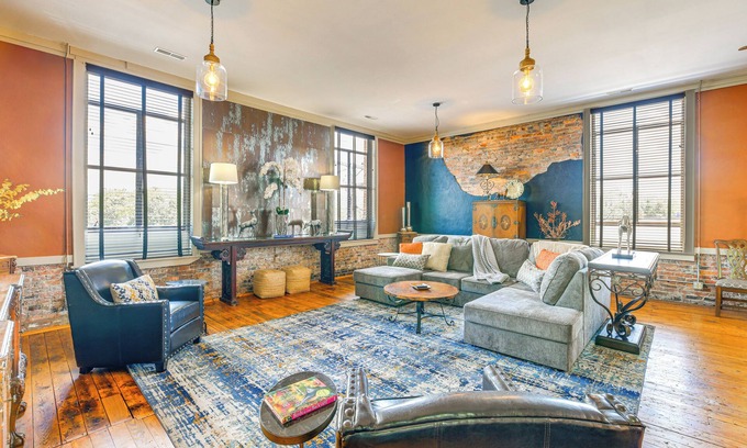 Wytheville Apartment | Walkable Wytheville Loft on Main Street!