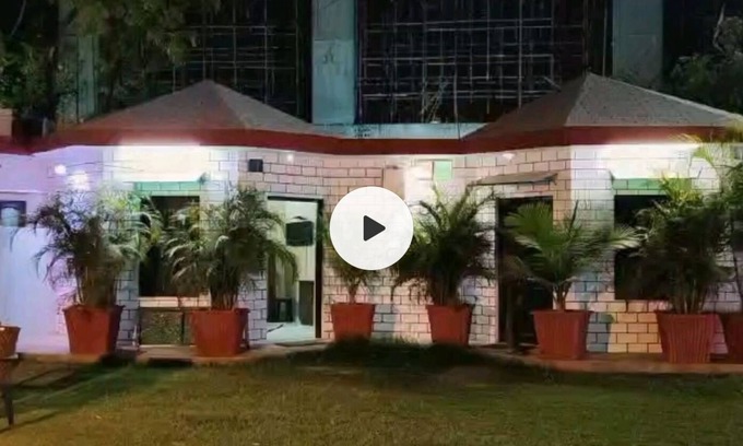 Jaipur District Resort | Walking distance jaipur international airport terminal2 big garden area room.