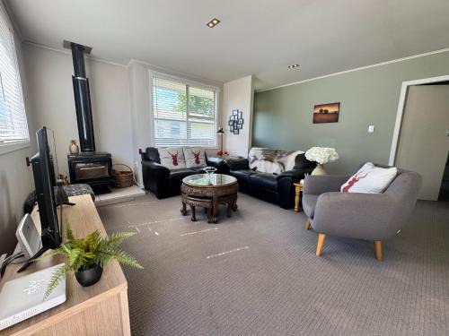 Turangi House | Walnut Cottage, Turangi/Tongariro