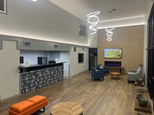 Roland Hotel | Walnut Inn Roland