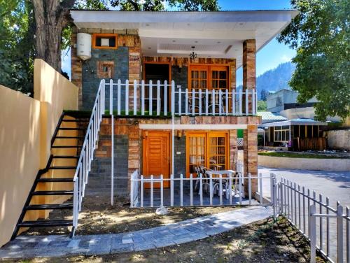 Kalam Villa | Walnut Nest Villa Kalam by Khan Familia
