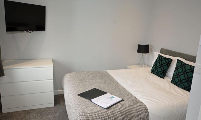 Bushey House | Walton Suites