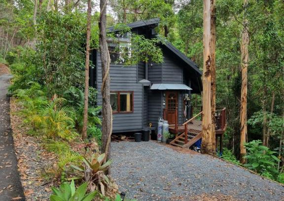 Wongawallan Cabin | Wanderers Willow Chalet 9A Double Room
