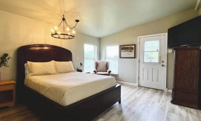 Sky Meadows Ranch House | Wandering Oaks Home @Sky Meadows Ranch