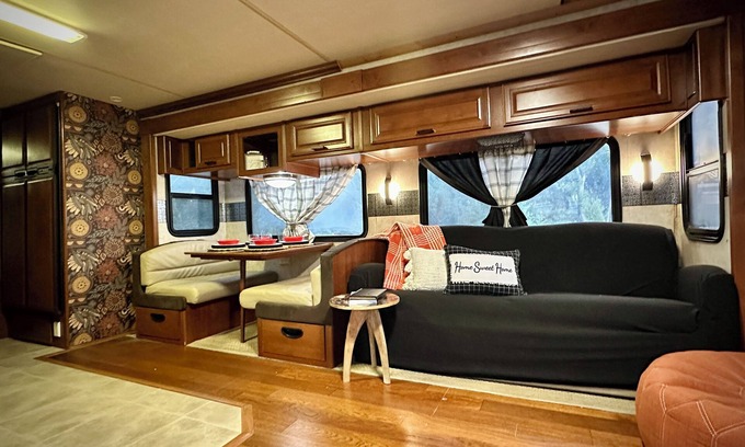 Stillwater House | Want a funfilled stay less than a mile from Oklahoma State University?!