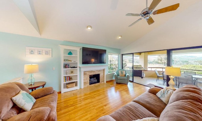 Wapato Point House | Wapato Point