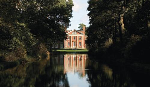Eversley Hotel | Warbrook House Heritage Hotel