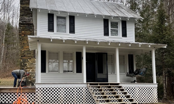 Woolwine Cabin | Warden Mountain House