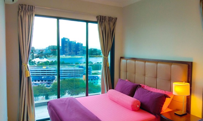 Seri Kembangan Condo | WarihHomestay 2 Bedroom Near UPM Serdang