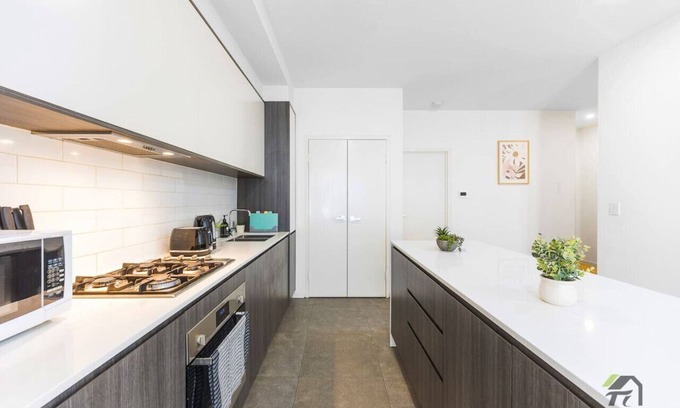 Wolli Creek Apartment | Warm 2 Bedroom apartment in Wolli Creek