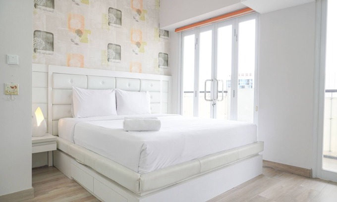 East Kuningan Apartment | Warm And Comfort Living 1Br At 8Th Ambassade Kuningan Apartment