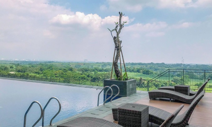 Kedungmanggu Apartment | Warm And Simply Studio At Royal Sentul Park Apartment