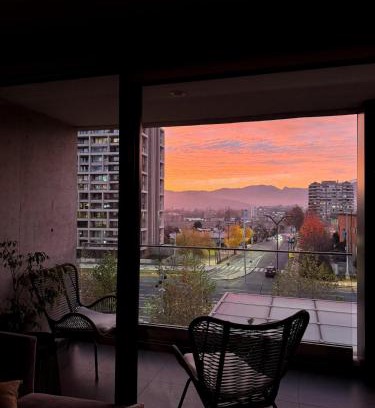 Las Condes Apartment | Warm, Central and Modern Apartment