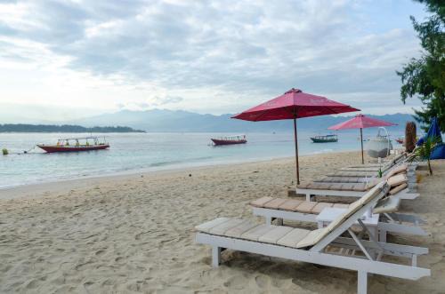 Gili Trawangan Hotel | Warna Beach Hotel