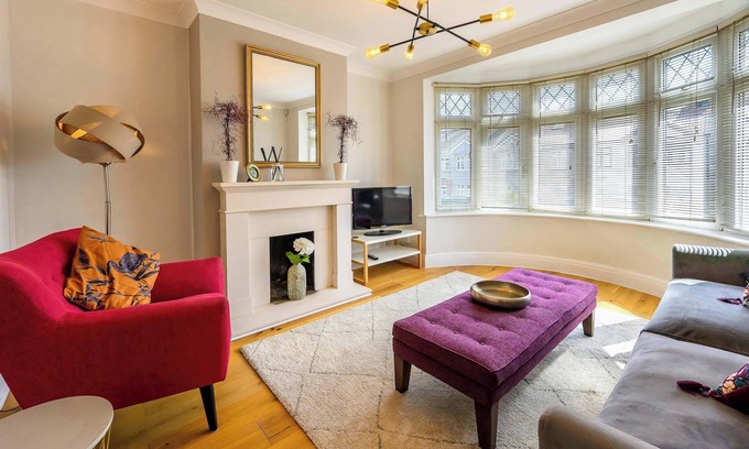 Hanham House | Warrington by StayStaycations