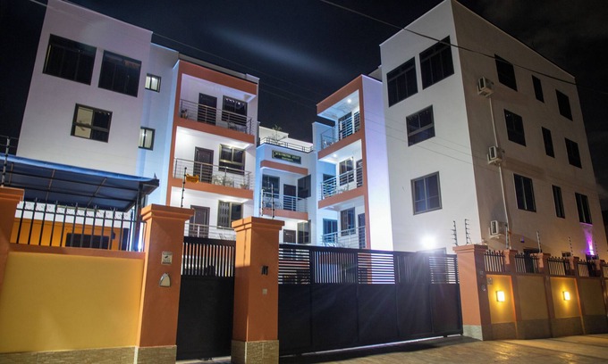 Accra Apartment | Washington Court Apartments