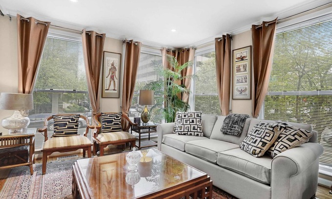 West End Apartment | Washington, DC's Finest Address