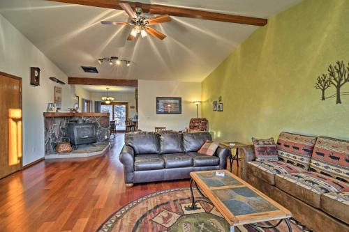 Tanaina House | Wasilla Home on Memory Lake with Mountain Views!