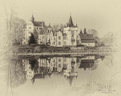 Podelwitz House | Wasserschloss Podelwitz