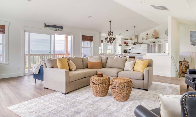 Depoe Bay House | Watch Whales from this Stylish Craftsman with Two Suites, Elevated Great Room!